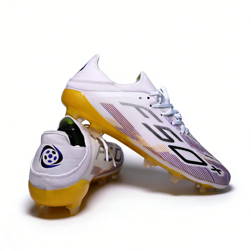 Sepatu Sepak Bola Pria T38 Lac - Sports Equipment For Boys ulasan dan harga